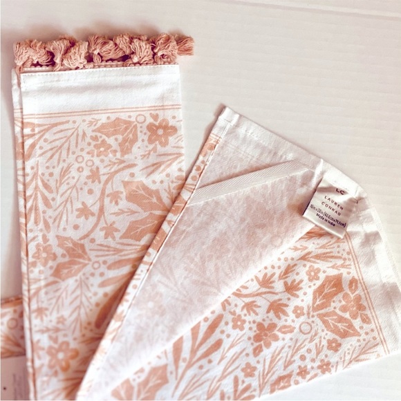 LC Lauren Conrad Making Spirits Bright Kitchen Towels Set of 2 - Picture 5 of 8